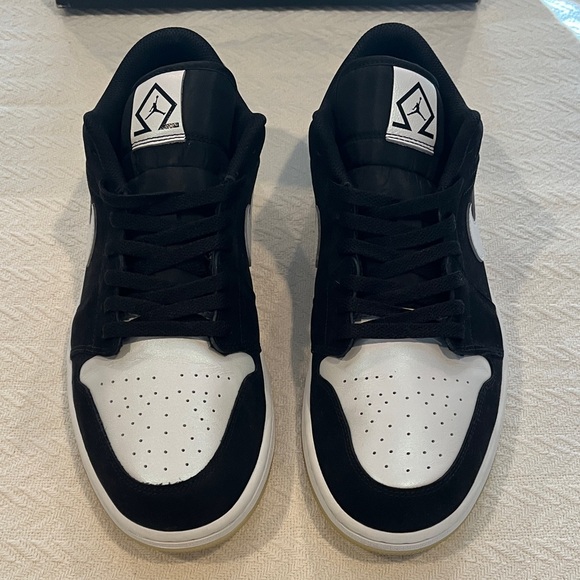 Jordan Other - Air Jordan 1 Low SE “Diamond Shorts”